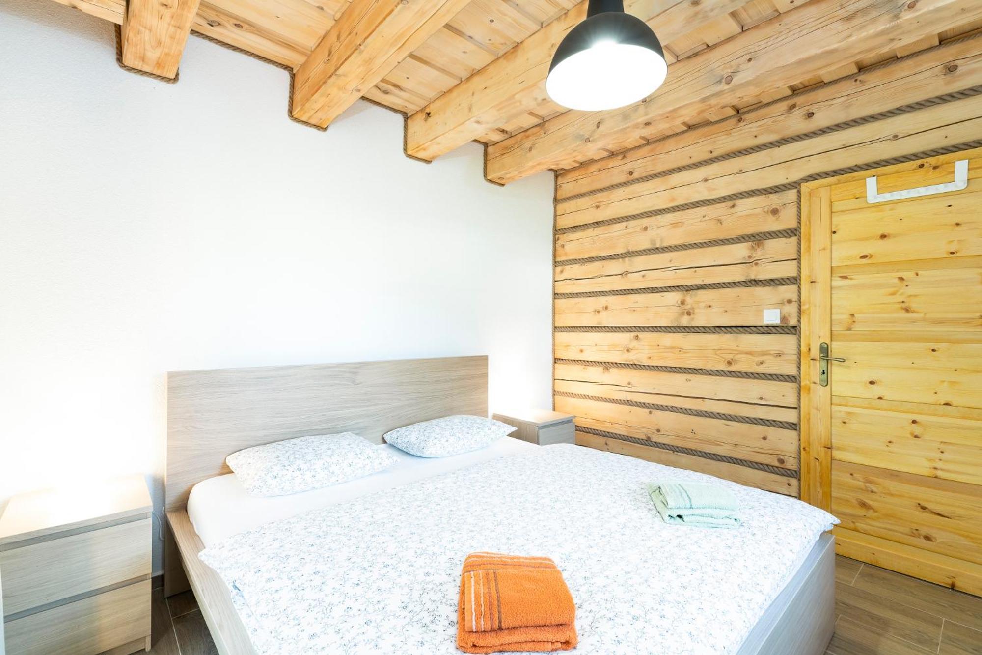 Drevenice Liptov - Ski & Hiking Apartments Lazisko Extérieur photo